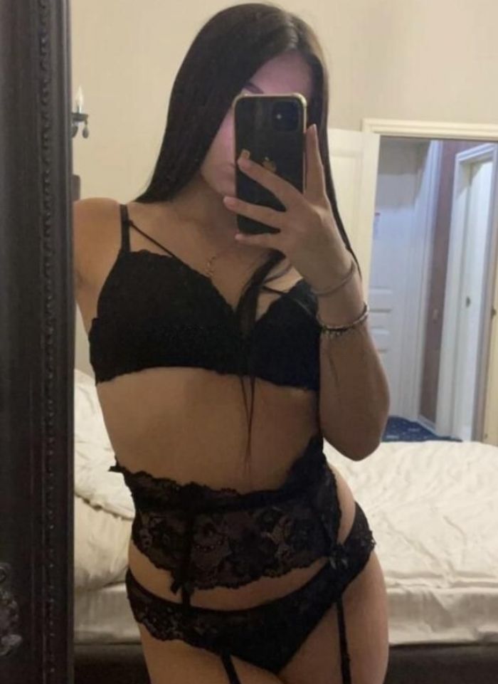   , , +7 (985) 390-9998